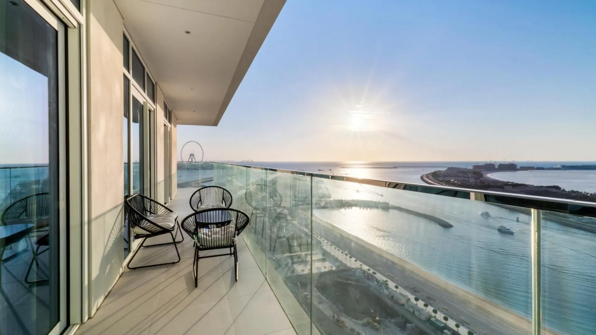 Private Beach Resort - 2 Bedroom Full Palm View Дубай 0*,  ОАЭ