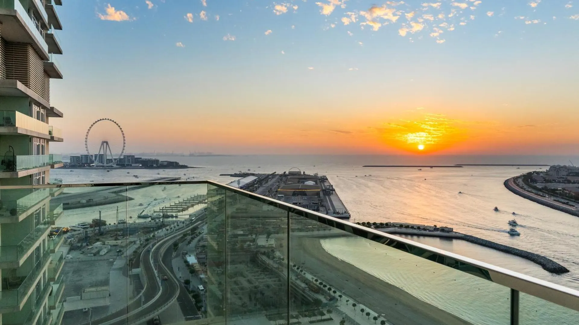 Private Beach Resort - 2 Bedroom Full Palm View Дубай 0*,