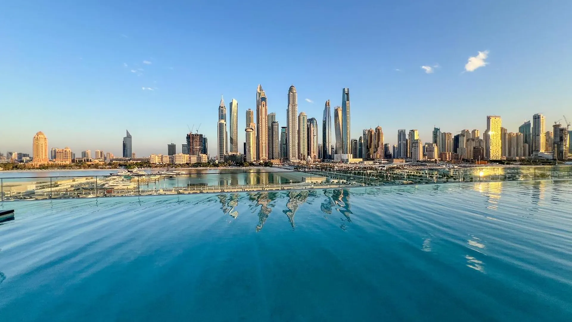 Apartment Private Beach Resort - 2 Bedroom Full Palm View Dubai United Arab Emirates